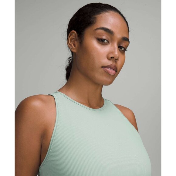 Lululemon Base Pace Ribbed Tank Top Silver Blue size 6 (Sage Green) - Picture 4 of 6